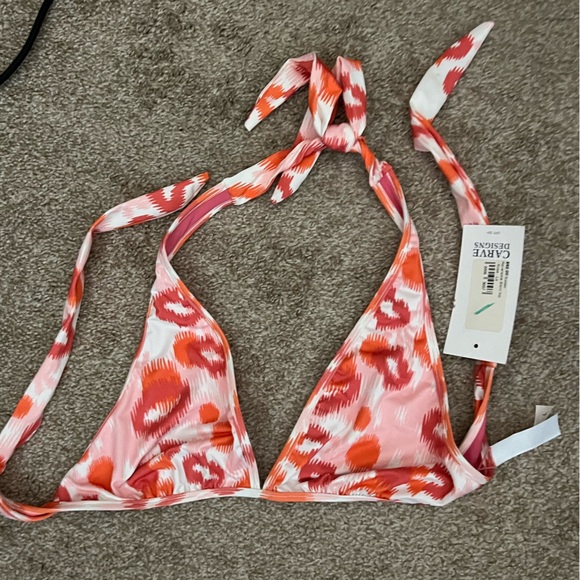 Carve Designs Ikat Reversible Bikini Top - Picture 2 of 5